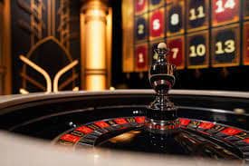 Antarmuka mobile over bola untuk Monopoly Live dengan navigasi yang intuitif
